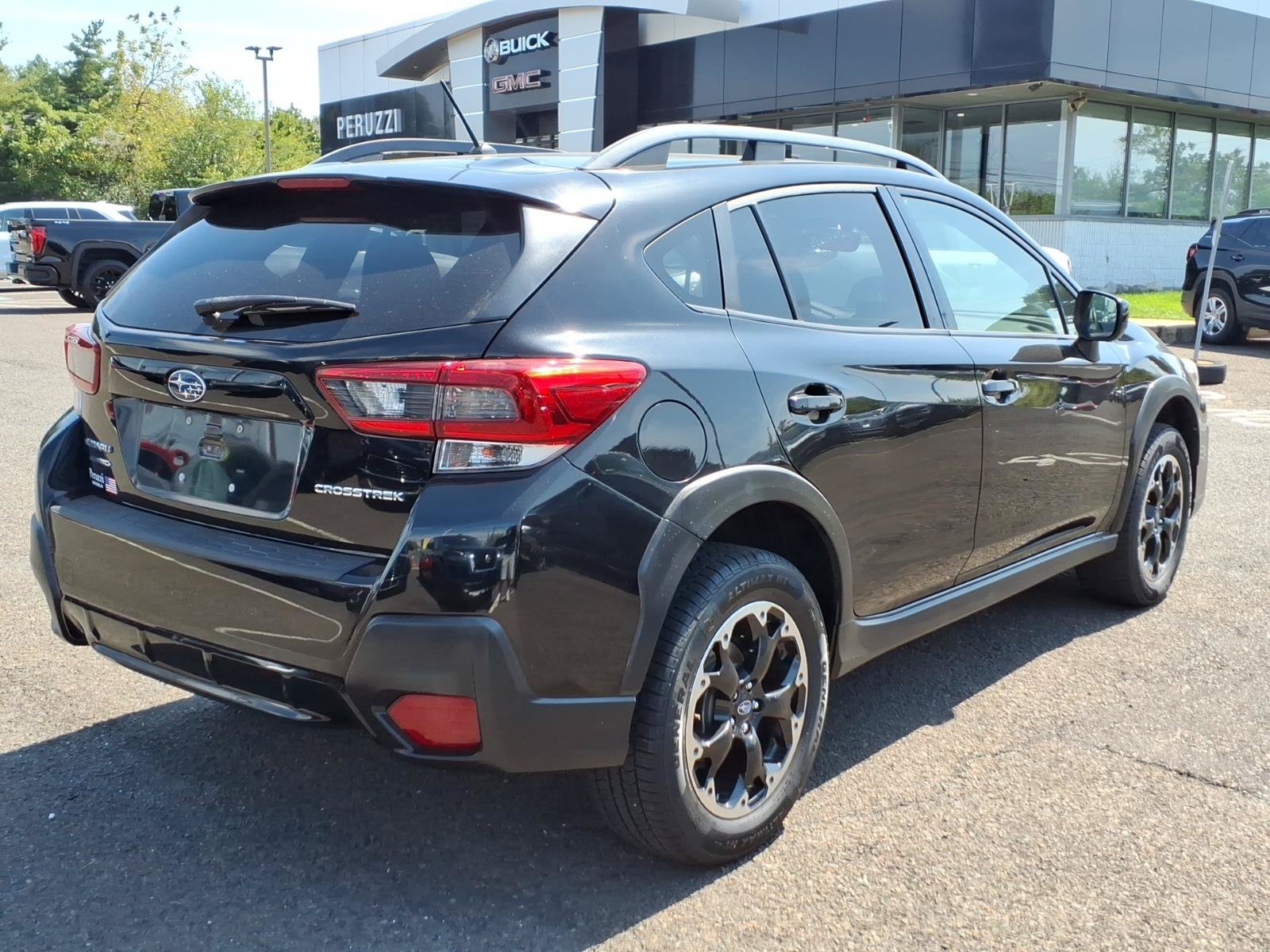 Used 2021 Subaru Crosstrek 2.0i AWD/4WD image 3