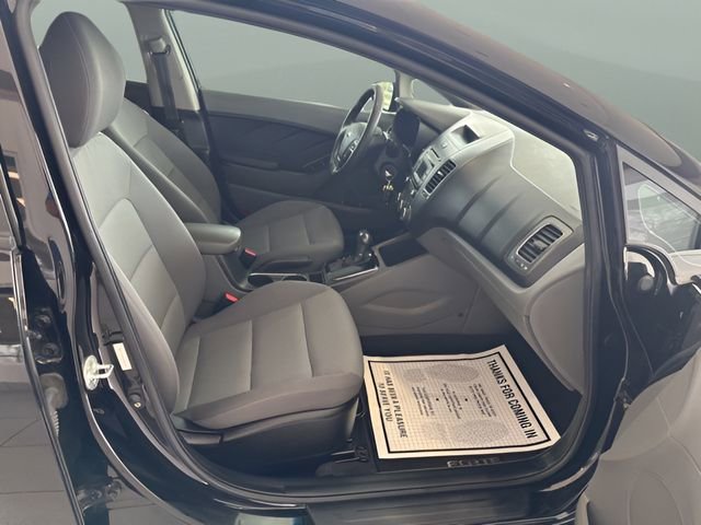 Used 2017 Kia Forte LX image 14