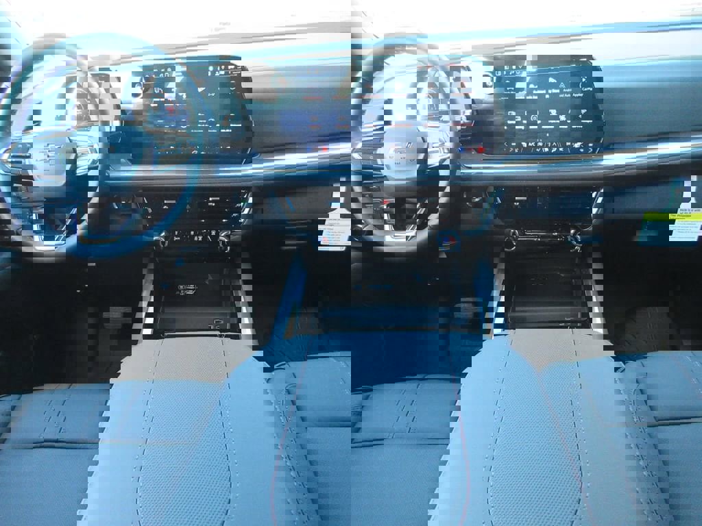 New 2026 Chevrolet Suburban RST image 17