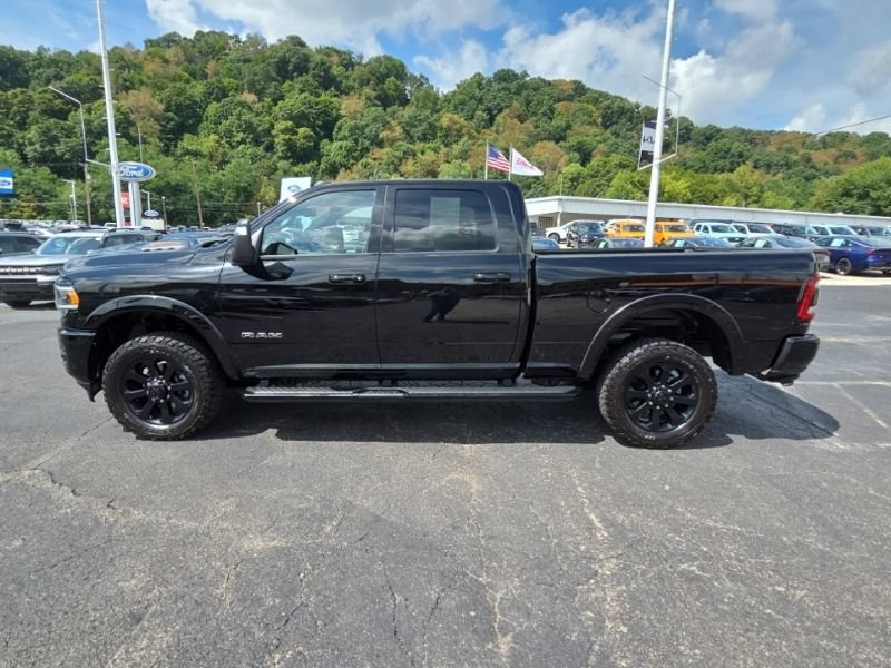 Used 2023 RAM 2500 Laramie w/ Night Edition AWD/4WD image 4
