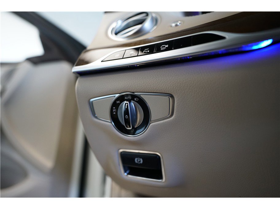 Used 2015 Mercedes-Benz S 550 Sedan image 21