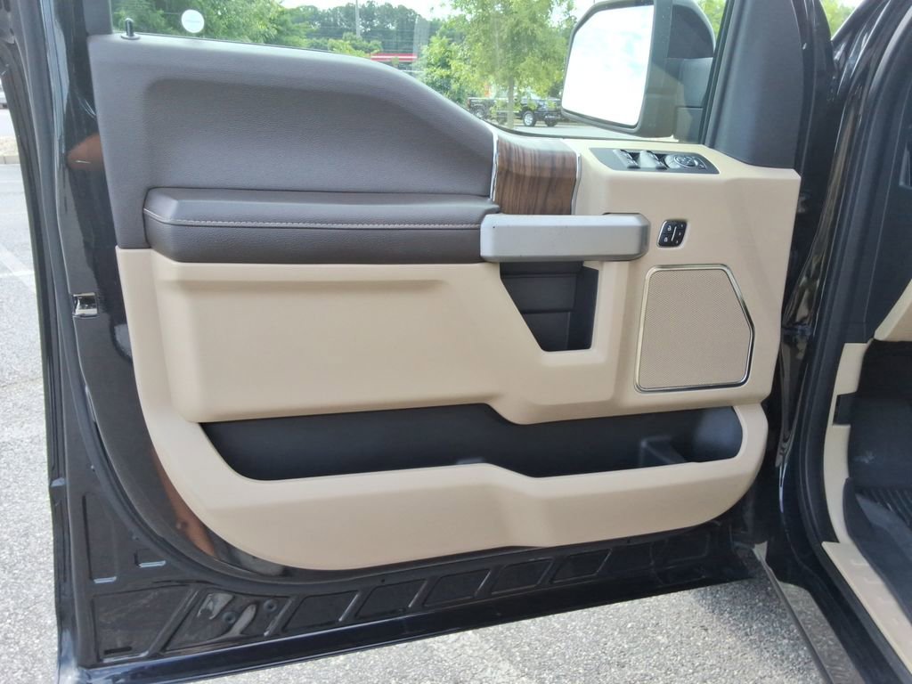 Used 2020 Ford F150 Lariat RWD image 22