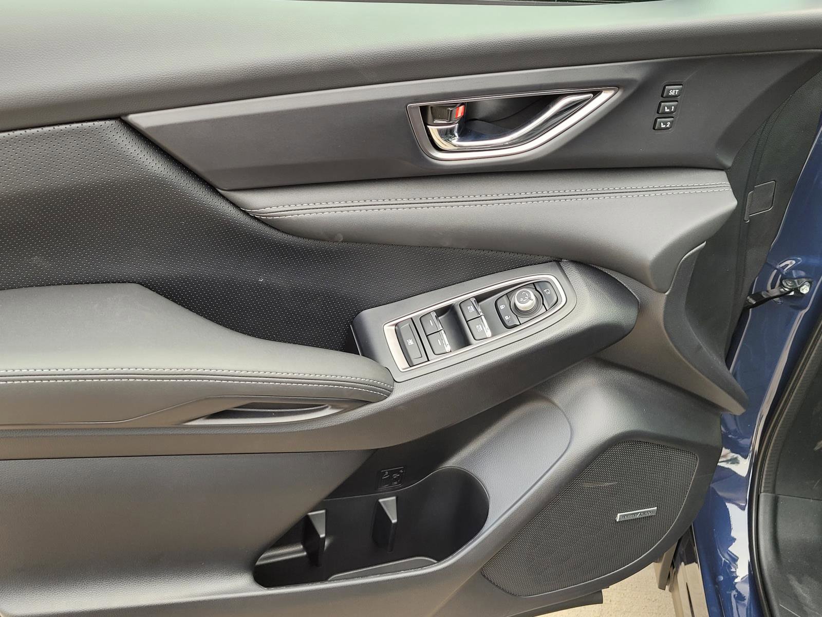 New 2025 Subaru Ascent Limited image 4