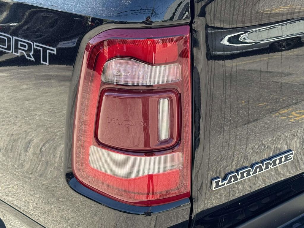 Used 2023 RAM 1500 Laramie AWD/4WD image 8