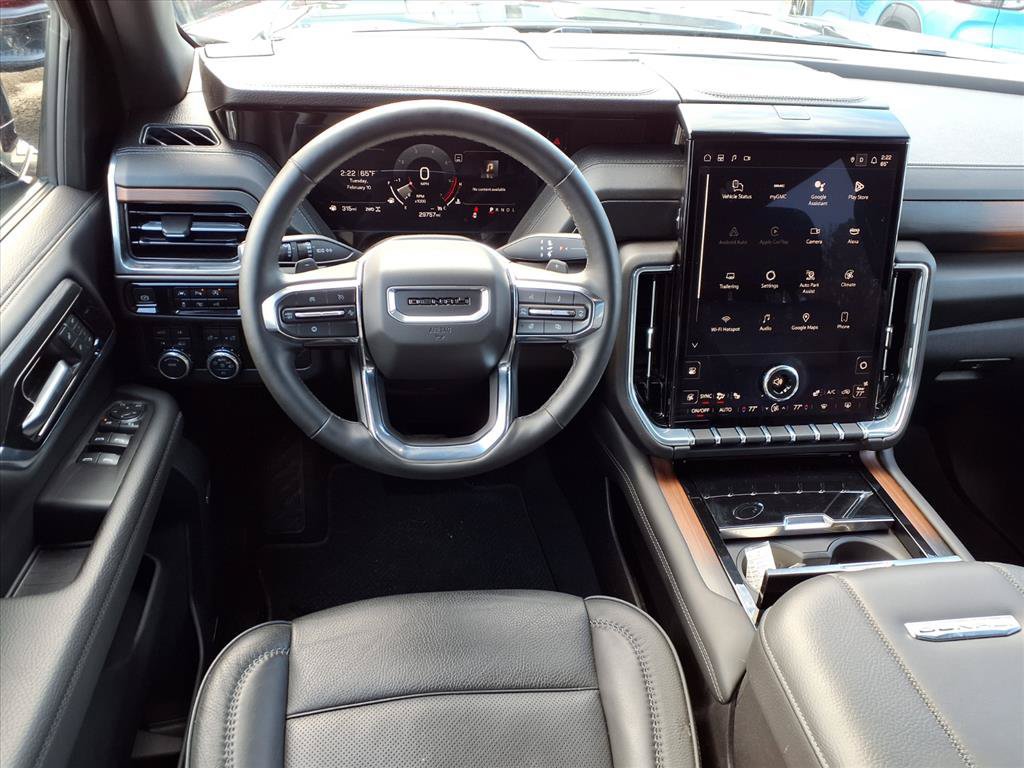 Used 2025 GMC Yukon Denali AWD/4WD image 6