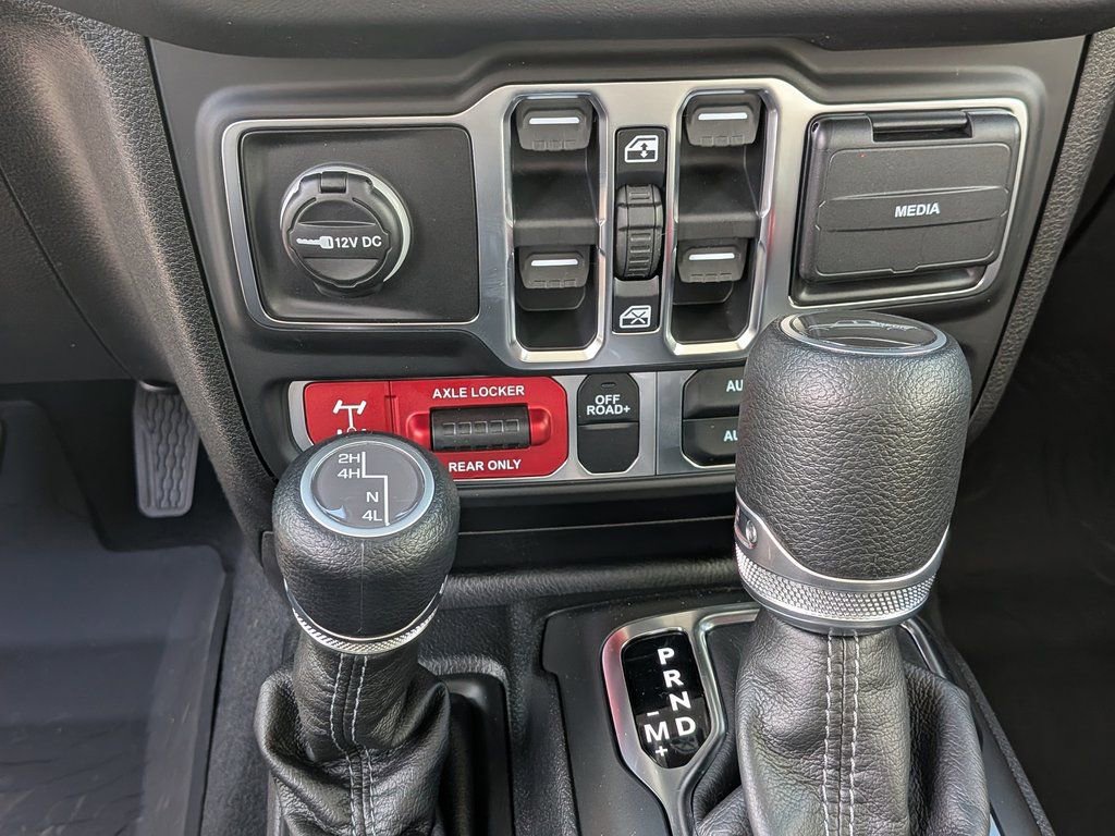 New 2026 Jeep Gladiator Mojave image 16