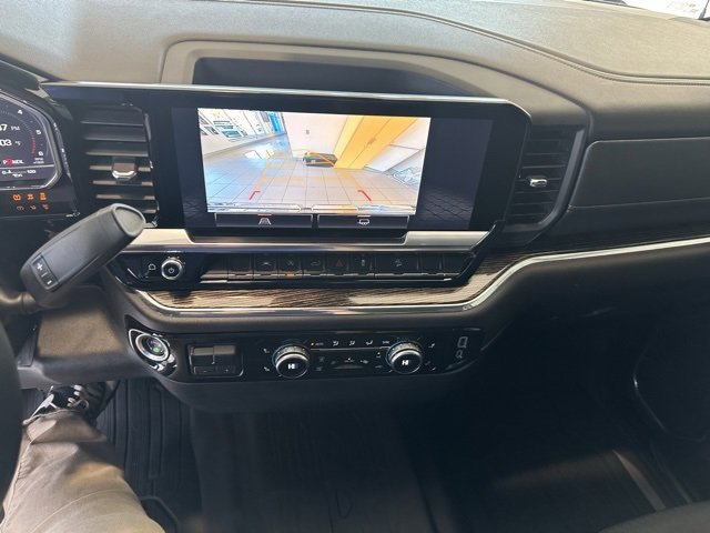 Used 2024 GMC Sierra 1500 Elevation image 11