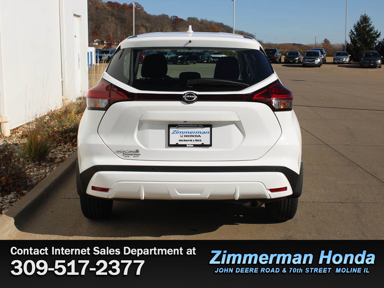 Used 2022 Nissan Kicks S image 5