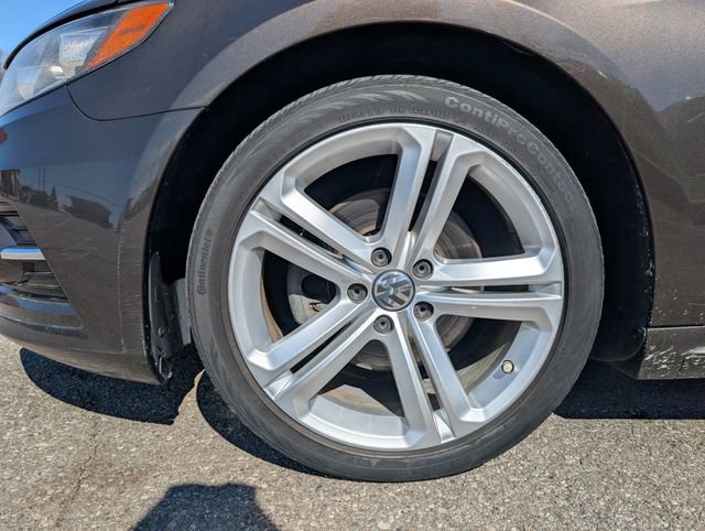 Used 2016 Volkswagen CC FWD image 26