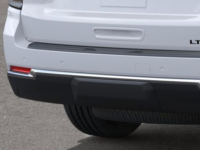 New 2026 Chevrolet Suburban LT AWD/4WD image 14
