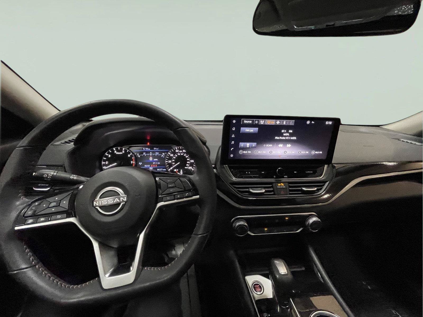 Used 2024 Nissan Altima 2.5 SR w/ SR Premium Package AWD/4WD image 23