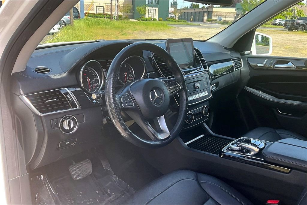 Used 2017 Mercedes-Benz GLE 550e image 18