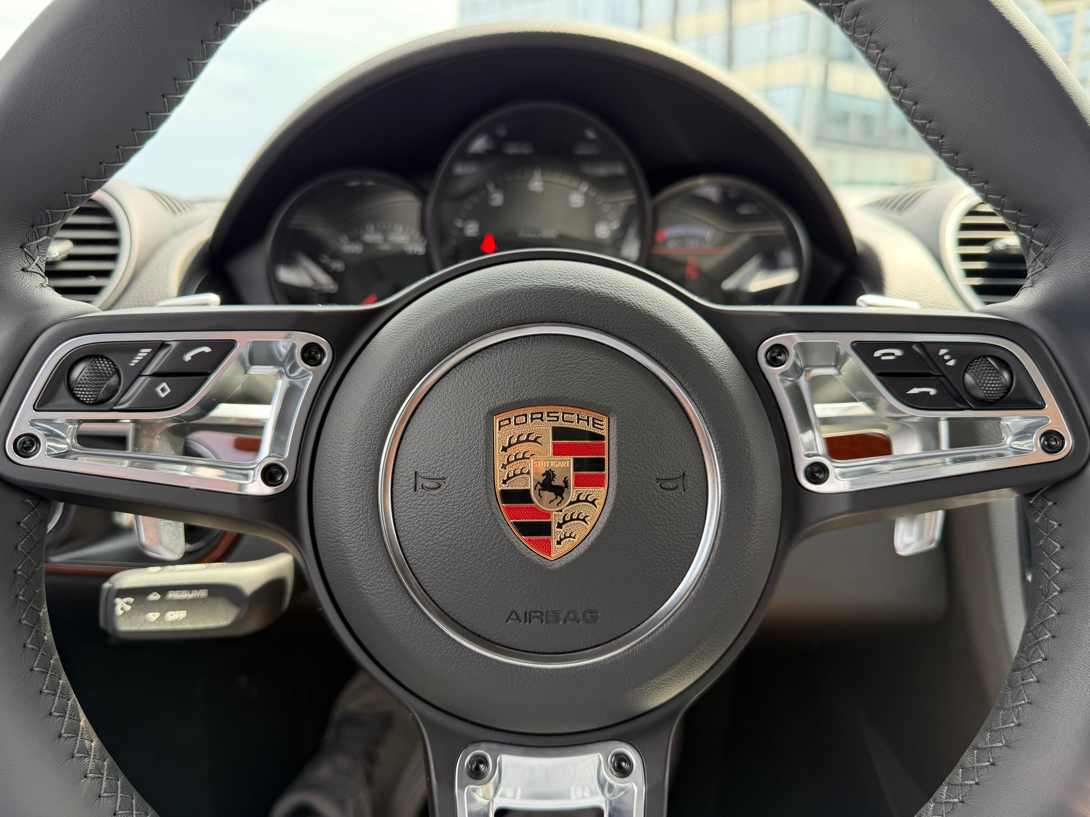 Certified 2025 Porsche 718 Boxster RWD image 11