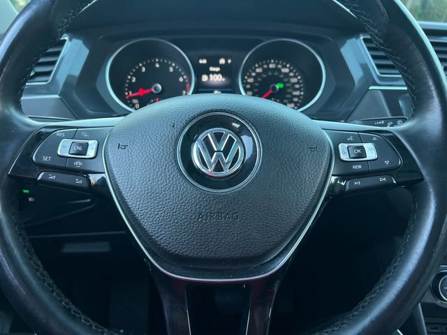 Used 2019 Volkswagen Tiguan SE w/ Panoramic Sunroof Package image 22