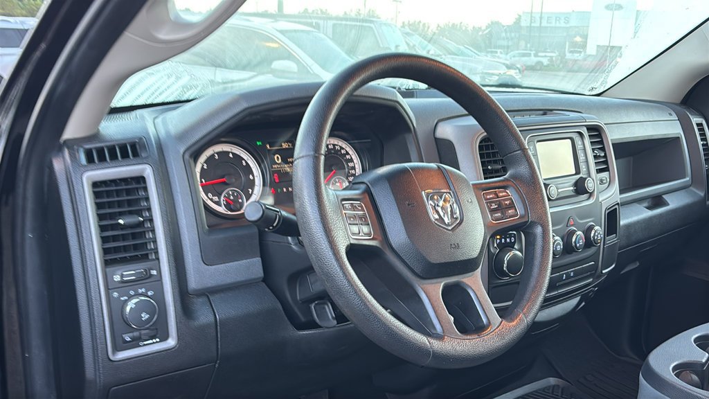 Used 2014 RAM 1500 Express RWD image 8