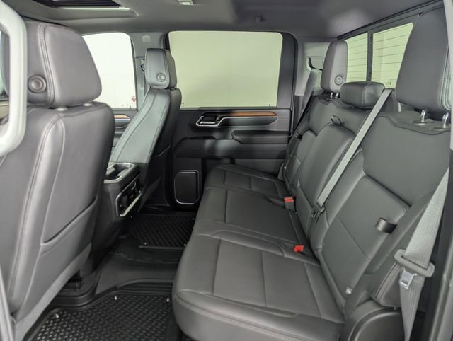 Used 2024 GMC Sierra 3500 Denali w/ Technology Package image 16
