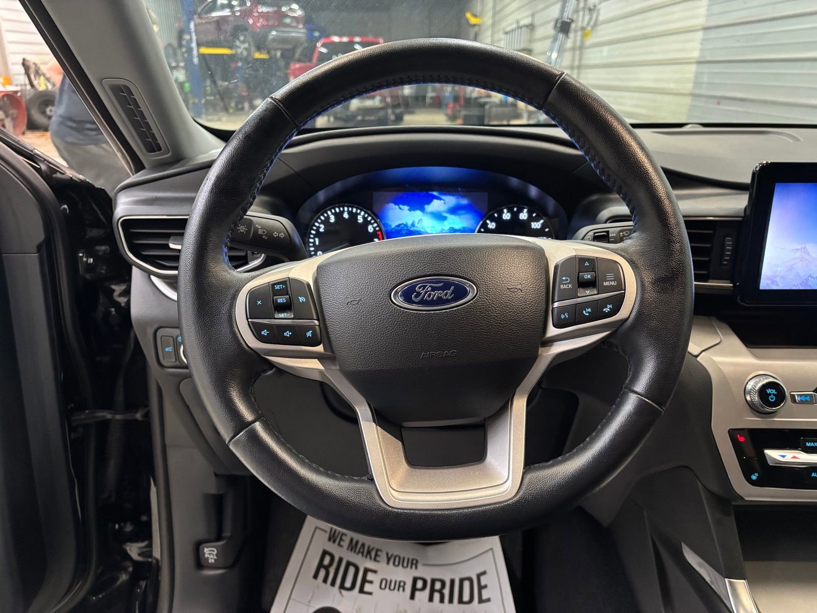 Used 2023 Ford Explorer XLT w/ Equipment Group 202A image 15