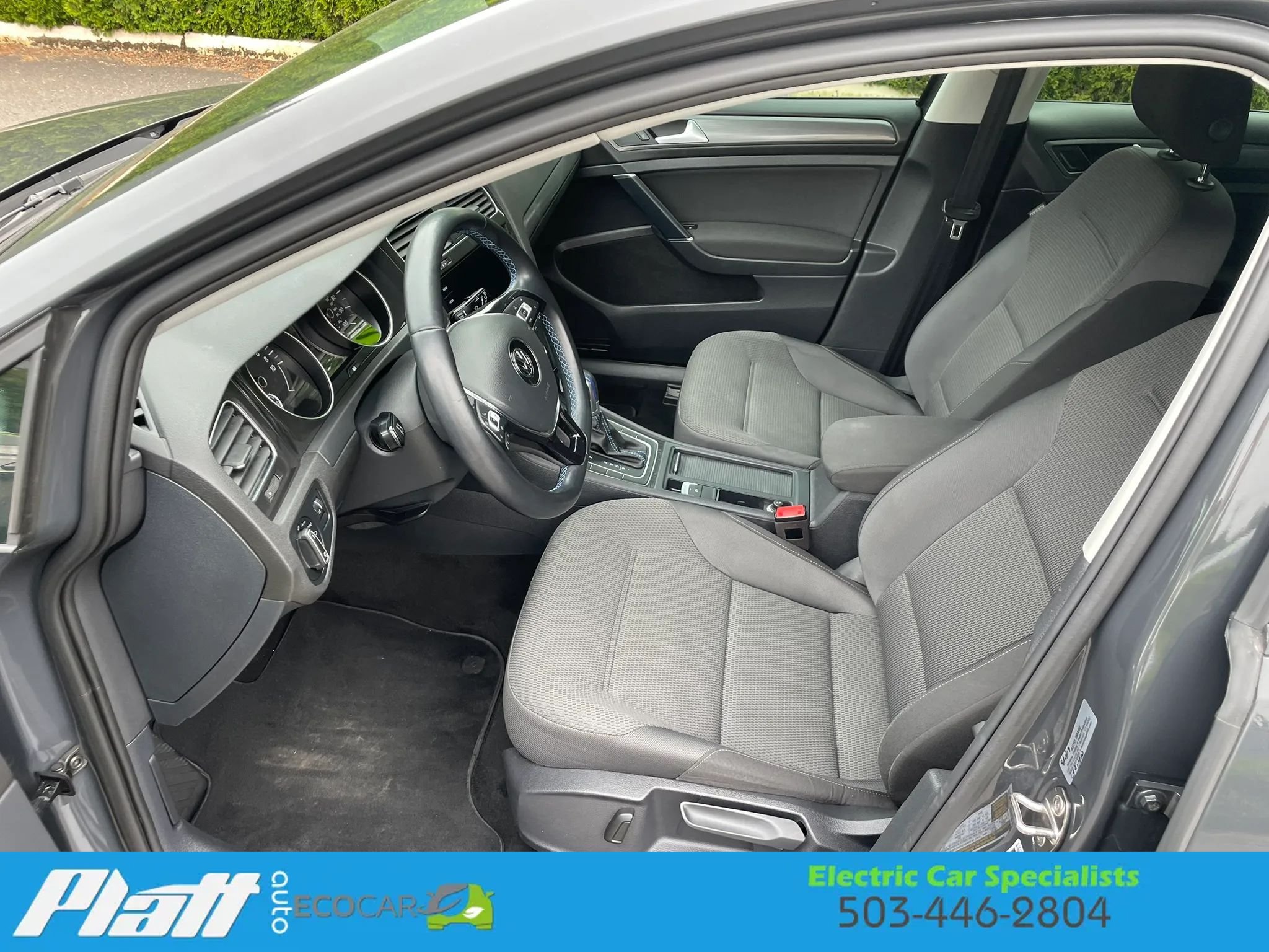 Used 2019 Volkswagen e-Golf SE w/ Driver Assistance Package FWD image 20