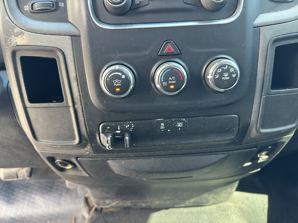 Used 2018 RAM 3500 Tradesman w/ Power & Remote Entry Group RWD image 13