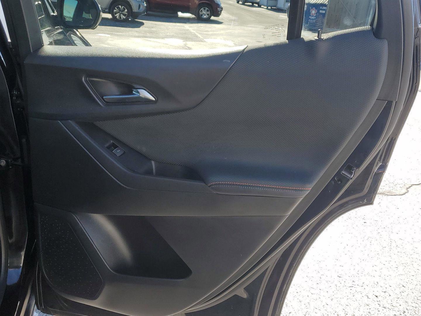 Used 2025 Chevrolet Equinox RS w/ Safety and Technology Package image 30