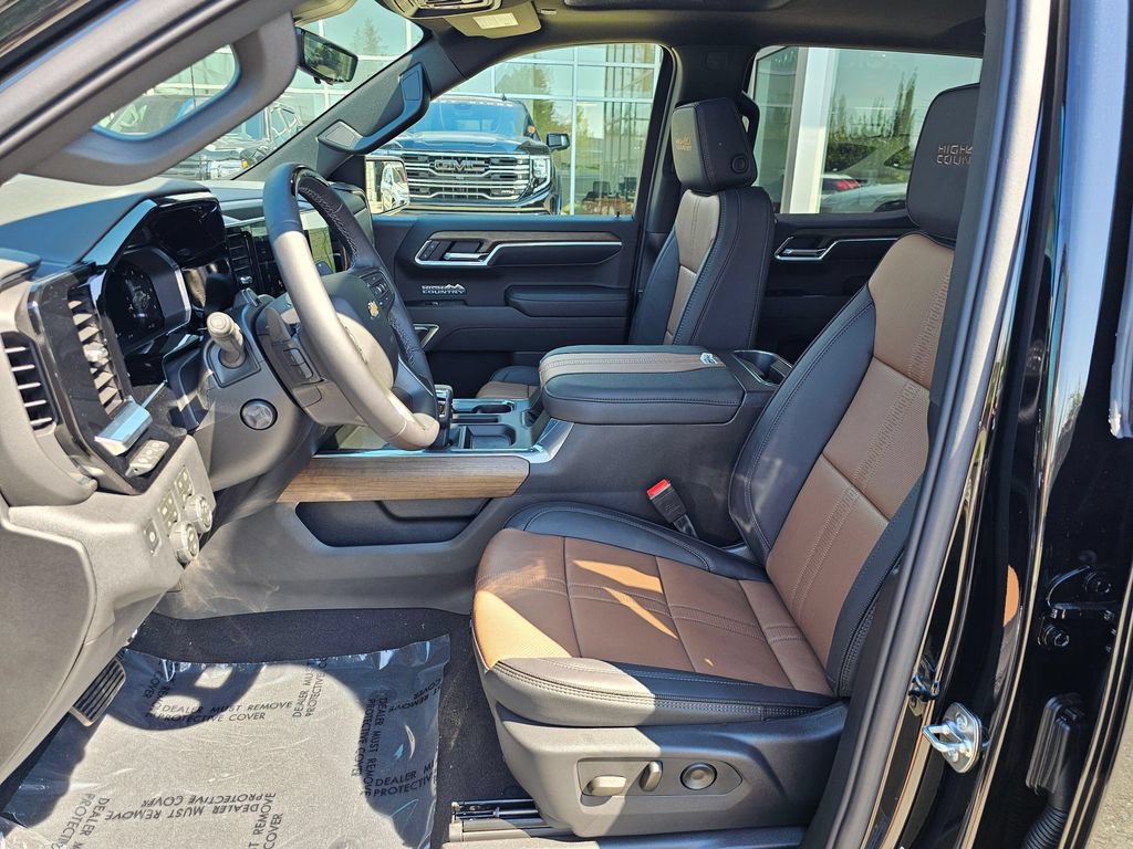 New 2026 Chevrolet Silverado 1500 High Country w/ Technology Package AWD/4WD image 22