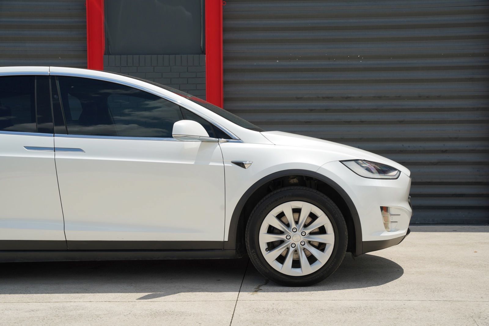 Used 2020 Tesla Model X Long Range AWD/4WD image 5