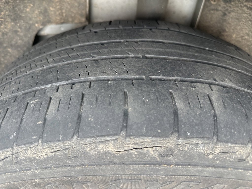 Used 2013 Ford Escape SEL image 19