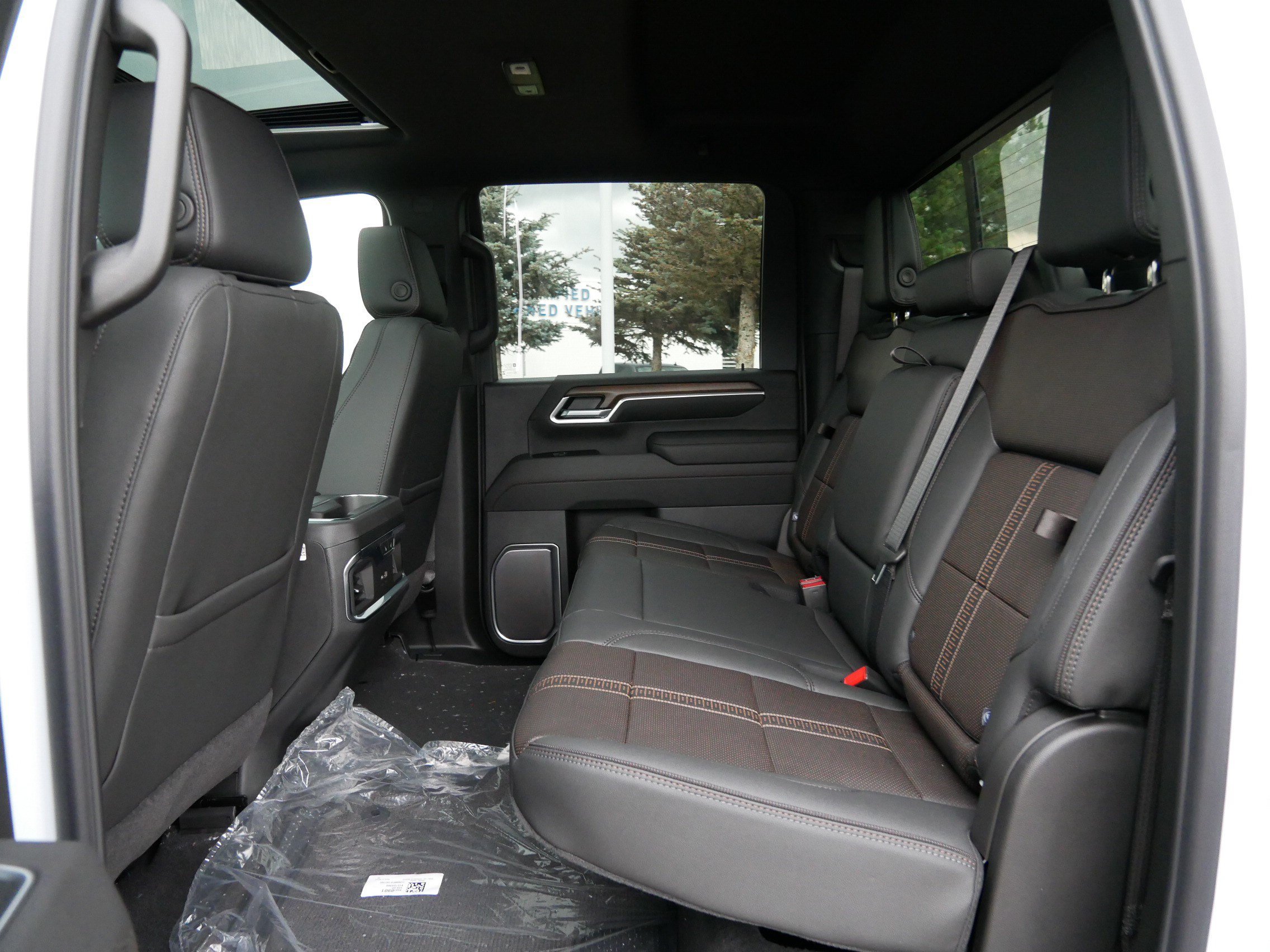 New 2026 Chevrolet Silverado 2500 High Country w/ High Country Premium Package AWD/4WD image 5