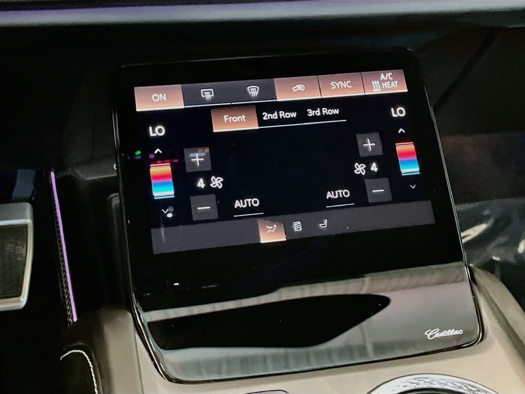 Used 2026 Cadillac Vistiq Luxury AWD/4WD image 16