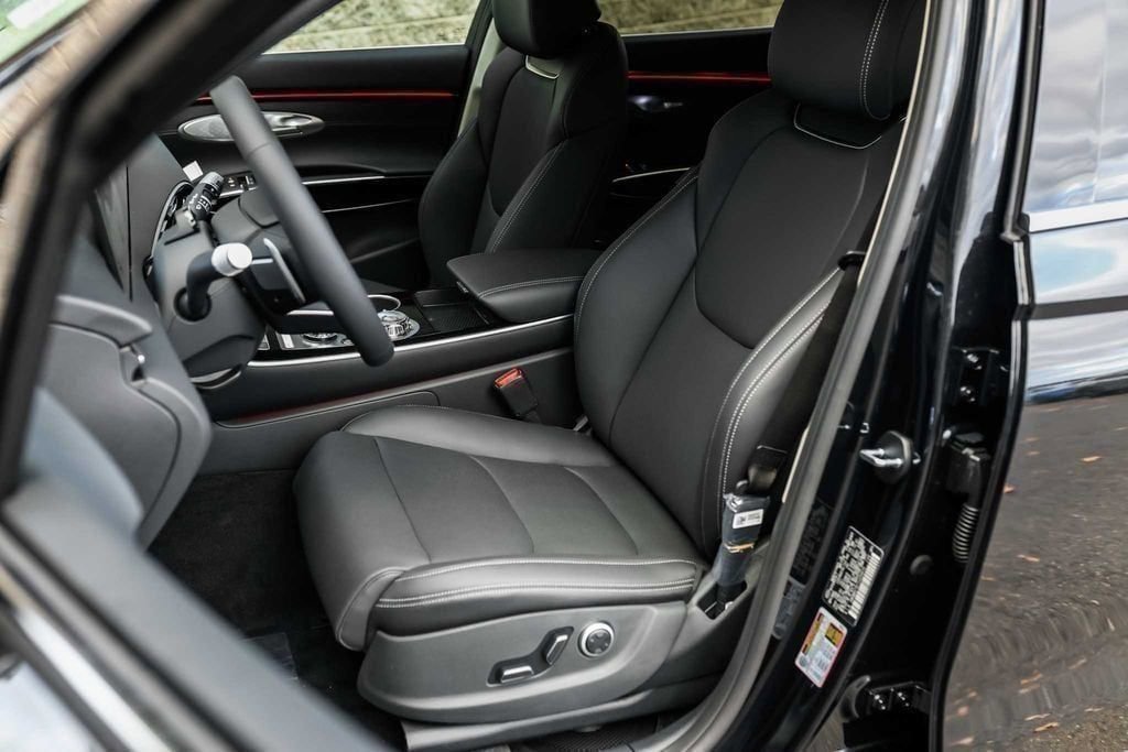 New 2026 Genesis GV70 2.5T image 14