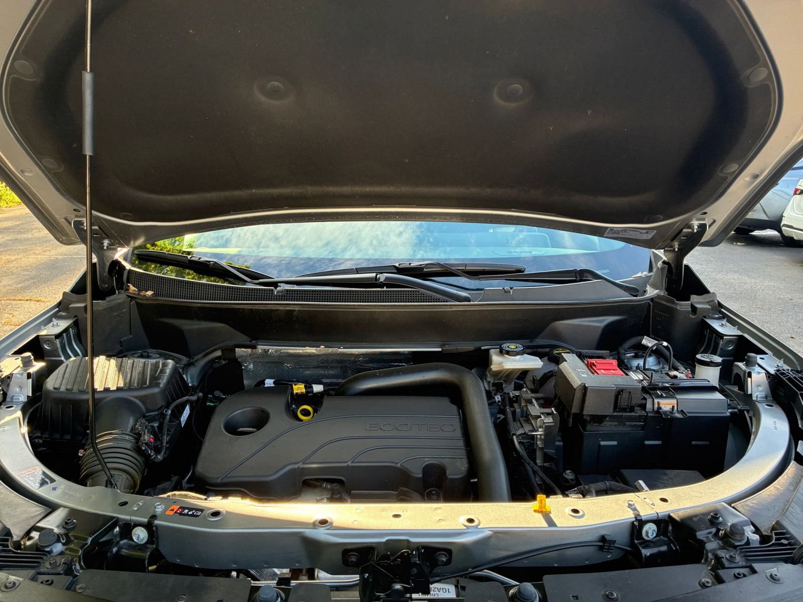 Used 2025 Chevrolet Equinox LT FWD image 31