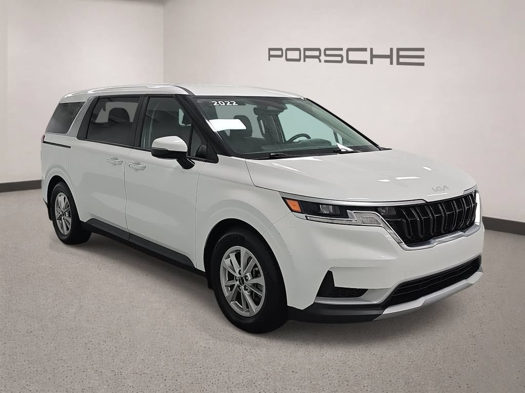 Used 2022 Kia Carnival LX FWD image 8