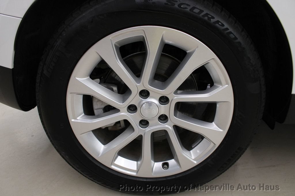 Used 2025 Land Rover Range Rover Sport SE AWD/4WD image 52