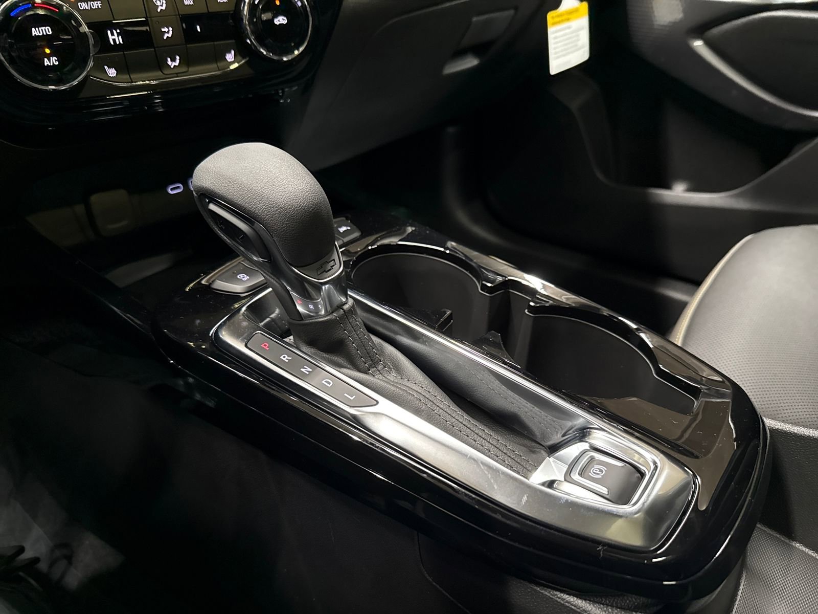 New 2026 Chevrolet Trax ACTIV w/ Sunroof Package image 17