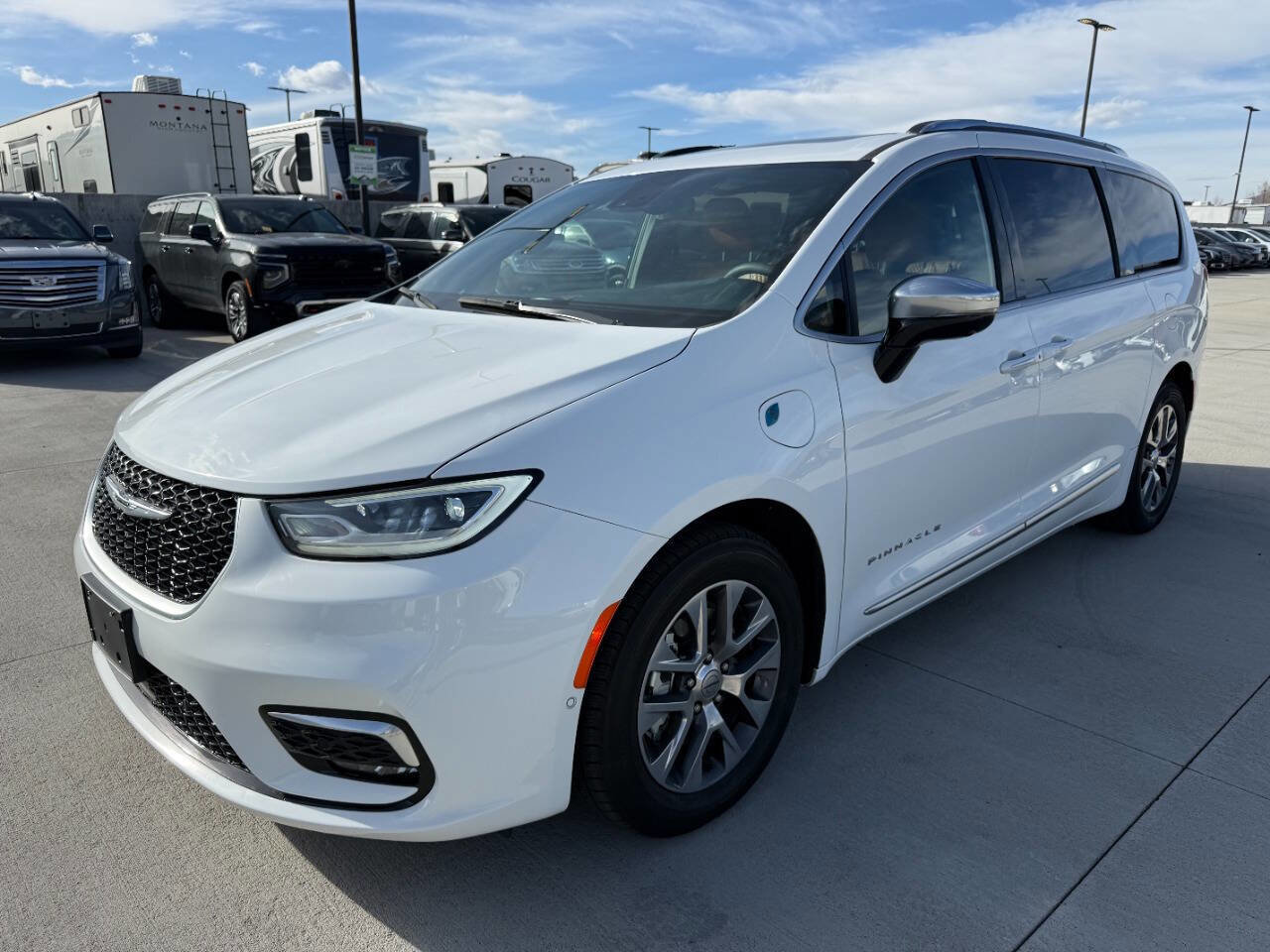 Used 2023 Chrysler Pacifica Pinnacle image 7