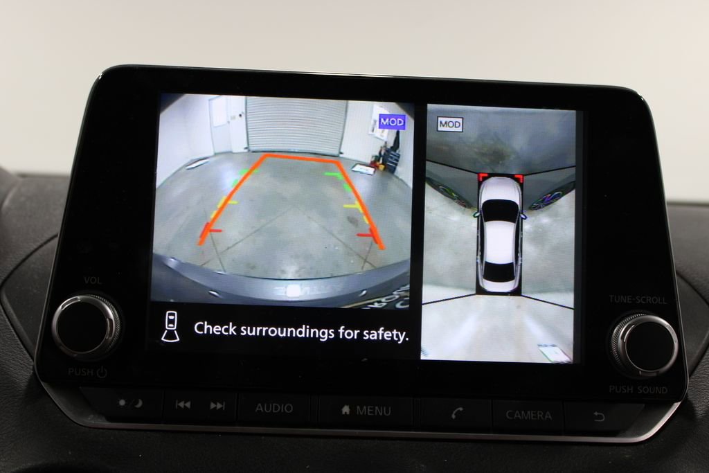 Used 2021 Nissan Sentra SR w/ SR Premium Package image 32