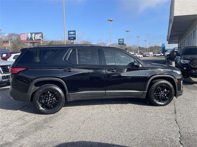 Used 2022 Chevrolet Traverse LS w/ Midnight/Sport Edition image 2