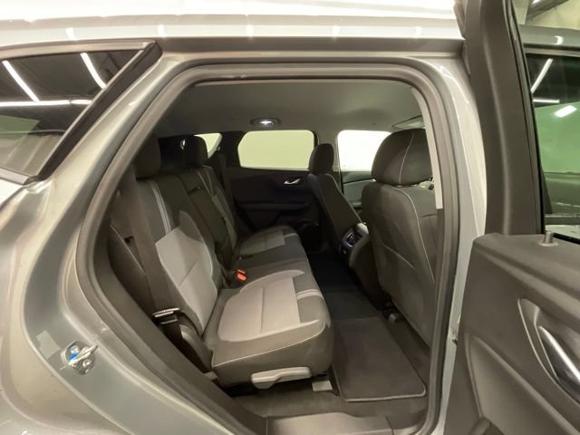 Used 2025 Chevrolet Blazer LT FWD image 25