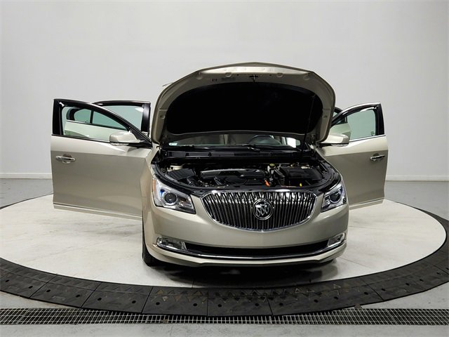 Used 2016 Buick LaCrosse Leather image 10