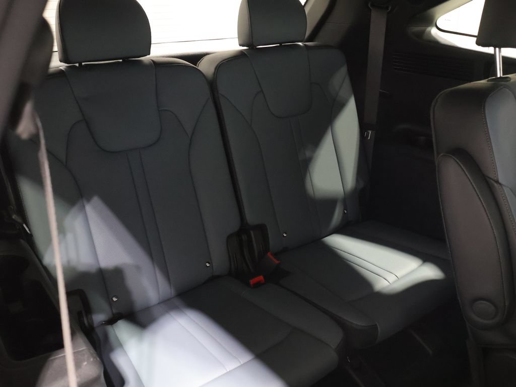 Used 2025 Kia Sorento SX Prestige AWD/4WD image 20
