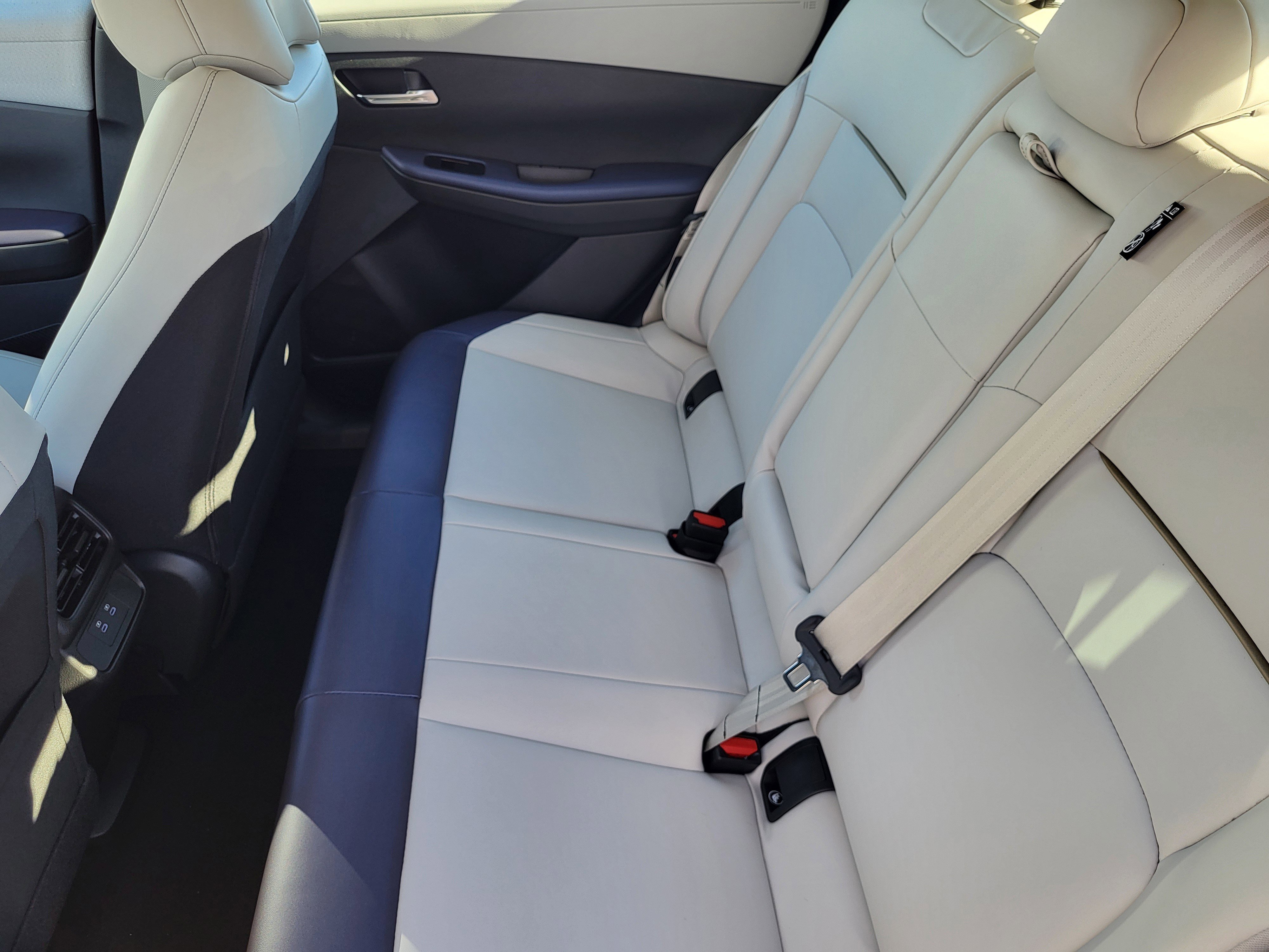 New 2026 Nissan Leaf SV+ w/ Illuminated Package image 10