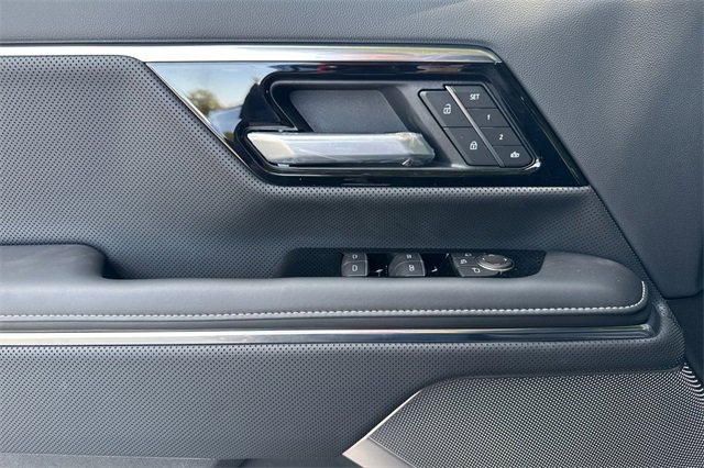 New 2025 GMC Sierra EV Denali image 11