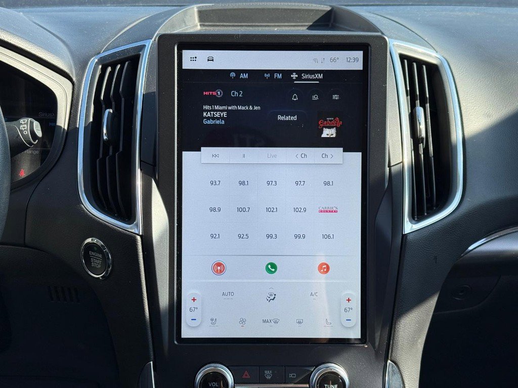 Used 2024 Ford Edge Titanium image 14