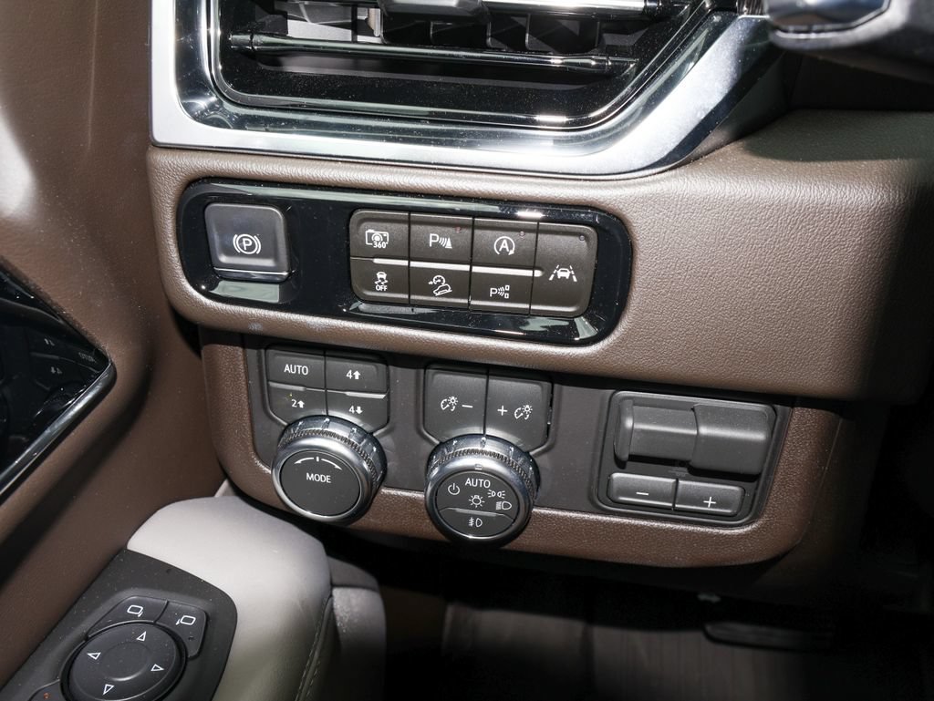 New 2026 GMC Yukon XL Elevation AWD/4WD image 30
