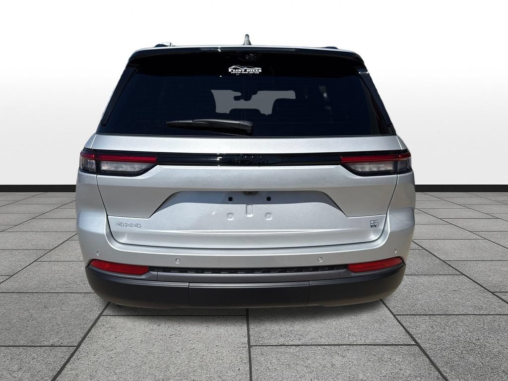 New 2026 Jeep Grand Cherokee Limited AWD/4WD image 4