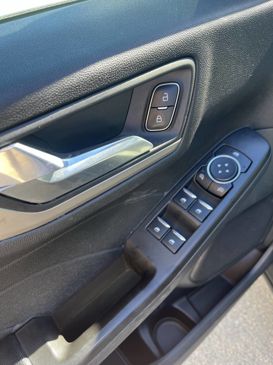 Used 2021 Ford Escape SE w/ Convenience Package image 22