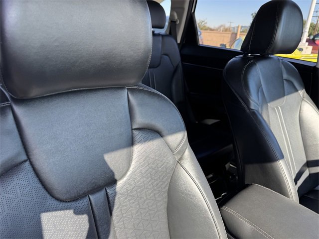Used 2022 Kia Sorento S w/ Panoramic Sunroof Package image 8