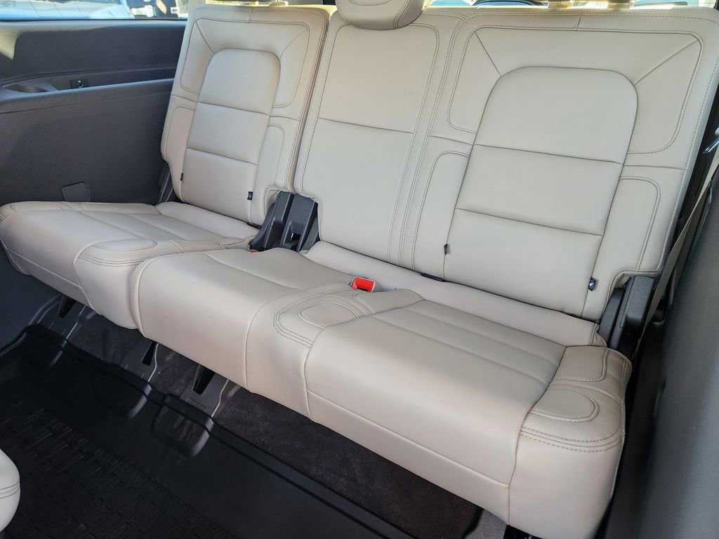 Used 2024 Lincoln Navigator L Reserve image 15