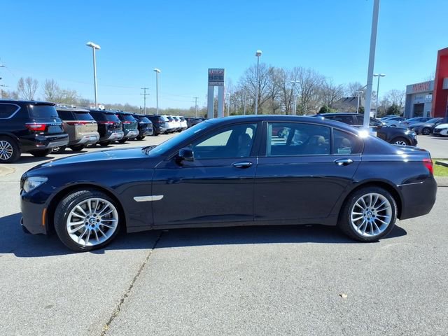 Used 2015 BMW 750Li xDrive image 19