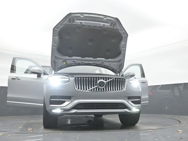 Used 2024 Volvo XC90 B6 Plus w/ Protection Package image 55